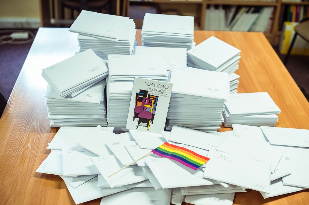 2015 metais LGL išsiuntė leidinį apie homofobines patyčias Lietuvos švietimo ir mokslo įstaigoms.