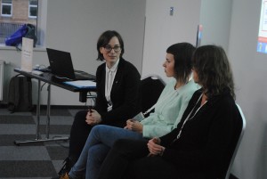 LGL atstovė pristato LGL tyrimo rezultatus projekto „Vaivorykštės teisės“ regioninio seminaro metu