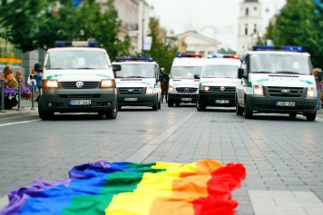 1098093_10151754755509650_1493003442_n