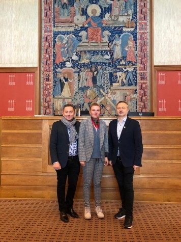 5c4b1fab-bcb3-42c5-9823-2145855f40d1