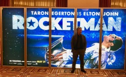 Filmo apie Eltoną Johną „Rocketman“ režisierius Dexteris Fletcheris: „Kurdami šią juostą nevengėme homoseksualumo temos“ Dexteris Fletcheris