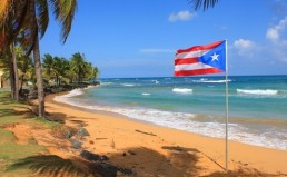 Santuokos lygybė netrukus bus įteisinta ir Puerto Rike Puerto-Rico-Beach