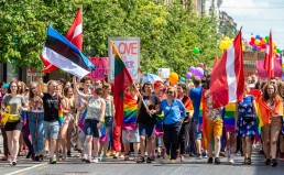 „Baltic Pride“ eitynių dešimtmetis: Kaip kilo idėja rengti šį LGBT renginį trijose Baltijos šalyse?