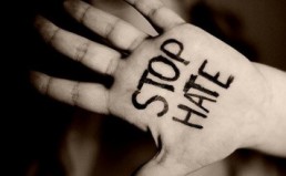 Europos nusikaltimų aukų dieną – raginimas įgyvendinti ES Nusikaltimų aukų teisių direktyvą Stop hate