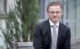 V. Mizaras. Tos pačios lyties porų šeimos partnerystė ginama Konstitucijos