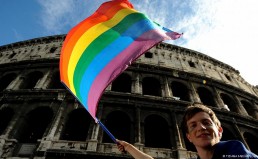 Italian Senate approves civil unions for gay and heterosexual couples