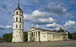 Lithuanian Bishops’ Conference: Family Should Be Associated with Marriage